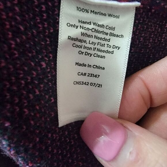 Talbots 100% Merino Wool Plaid Jacket Cardigan. Size LP. - Picture 6 of 9